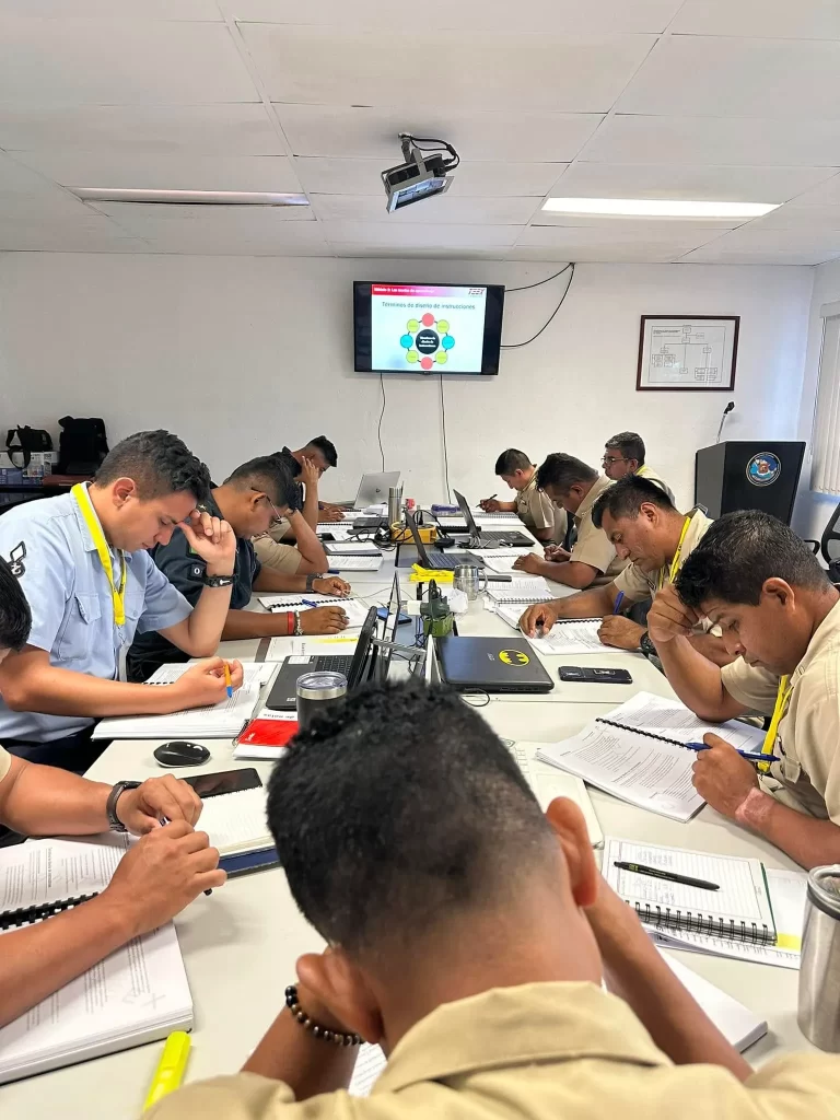 Consultoría estratégica y capacitación empresarial en gestión del riesgo y SG-SST